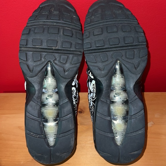 Nike Air Max 95 Premium All-Over Logo Sz 9 - Picture 7 of 8